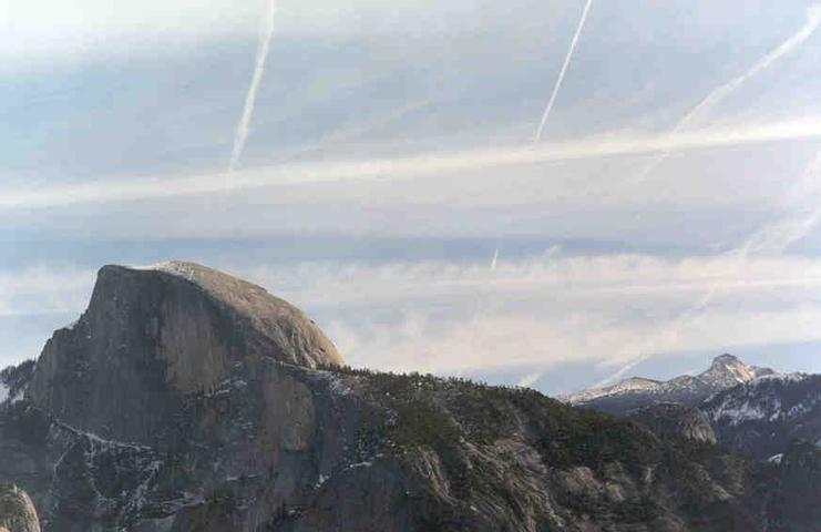 ./2001/Yosemite_Half_dome.jpg