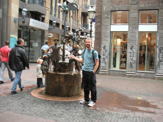 Aachen_Fountain.jpg