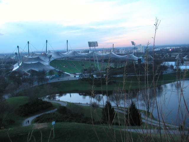 Fussballstadion.jpg