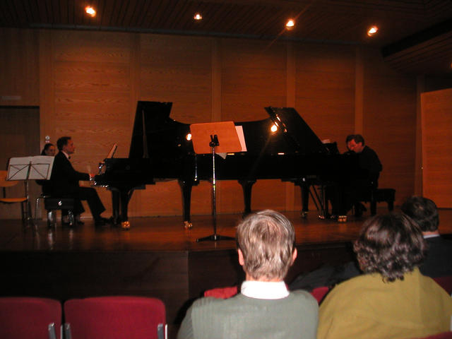./2002/12Dec/03Klavierkonzert/Klavier_Duo.jpg