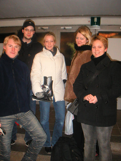 Alex_Peter_Janna_Sunniva_und_Agnetha.jpg