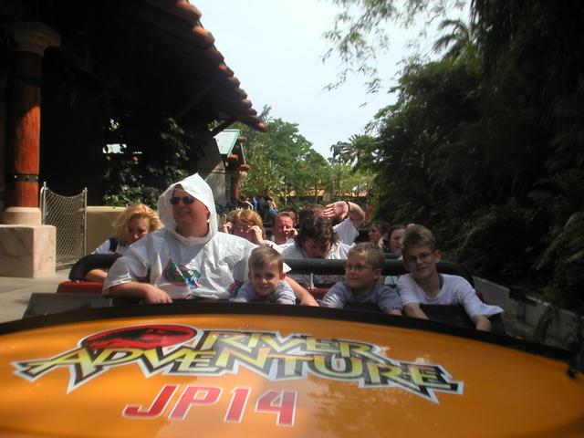 JurassicPark_ride.jpg