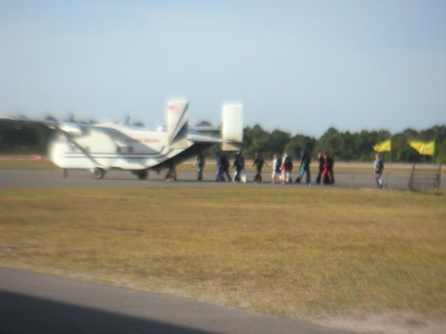 Skyvan_loading2.jpg