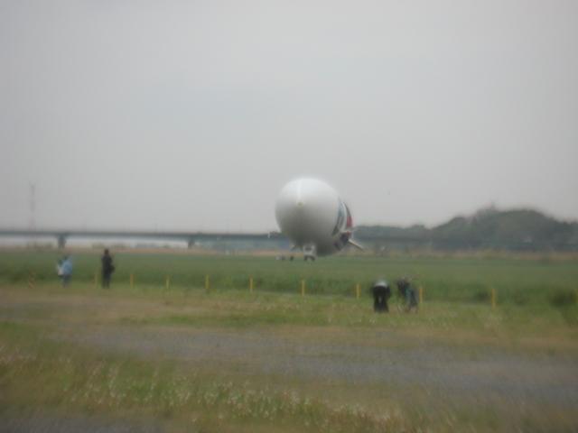 Zeppelin_landing3.jpg