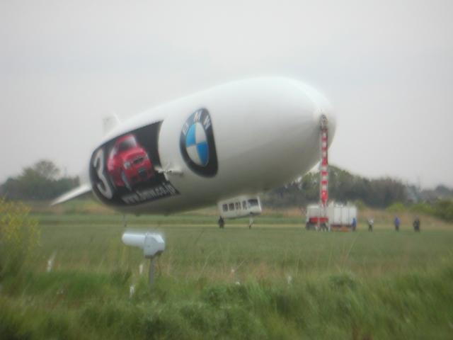 Zeppelin_landing5.jpg