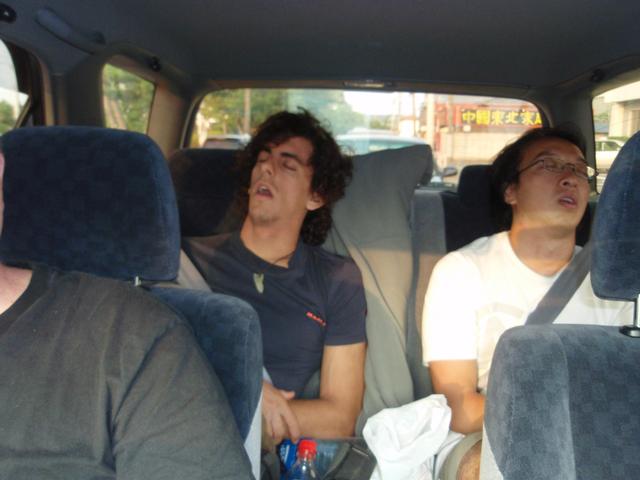 Robert_and_Vinh_exhausted.jpg