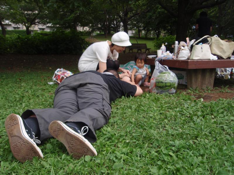 Hikawa_Sachiko_and_Akachan.jpg