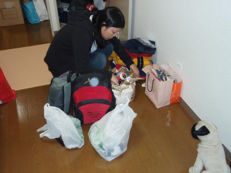 Sachiko_Unpacking.jpg